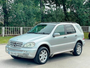 Used Mercedes-Benz M Class 2004 for sale - 77174820: Photo