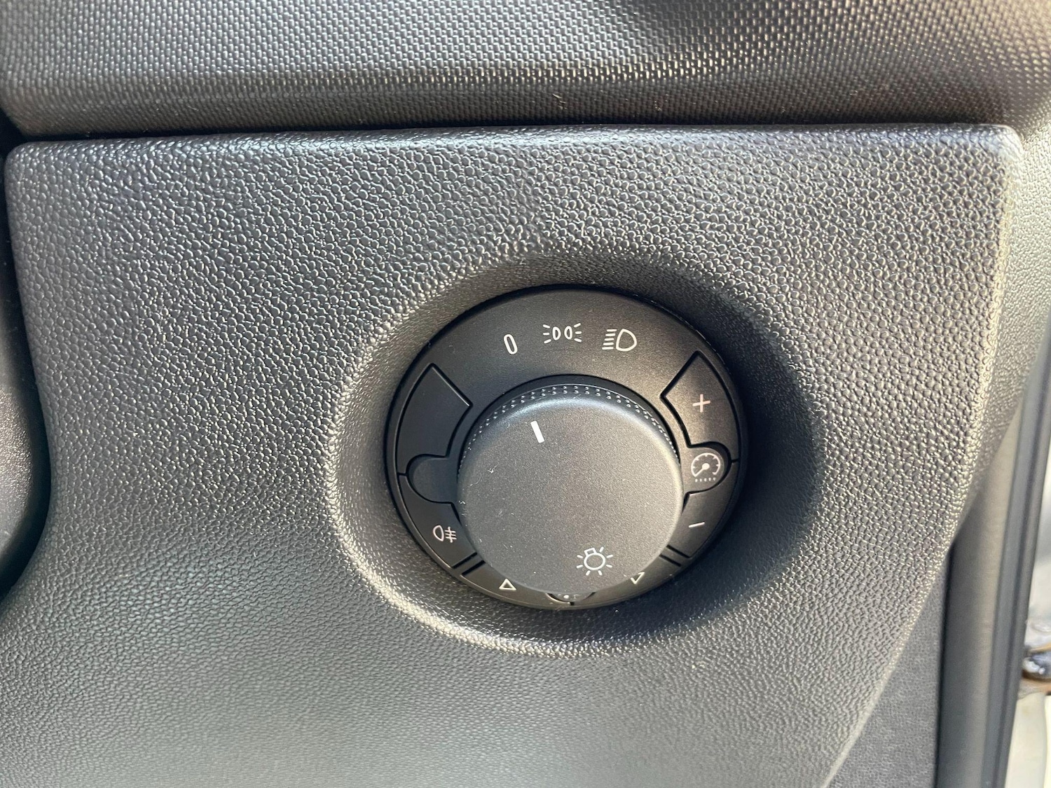 Used Vauxhall Corsa 2009 for sale - 78157345: Photo 21