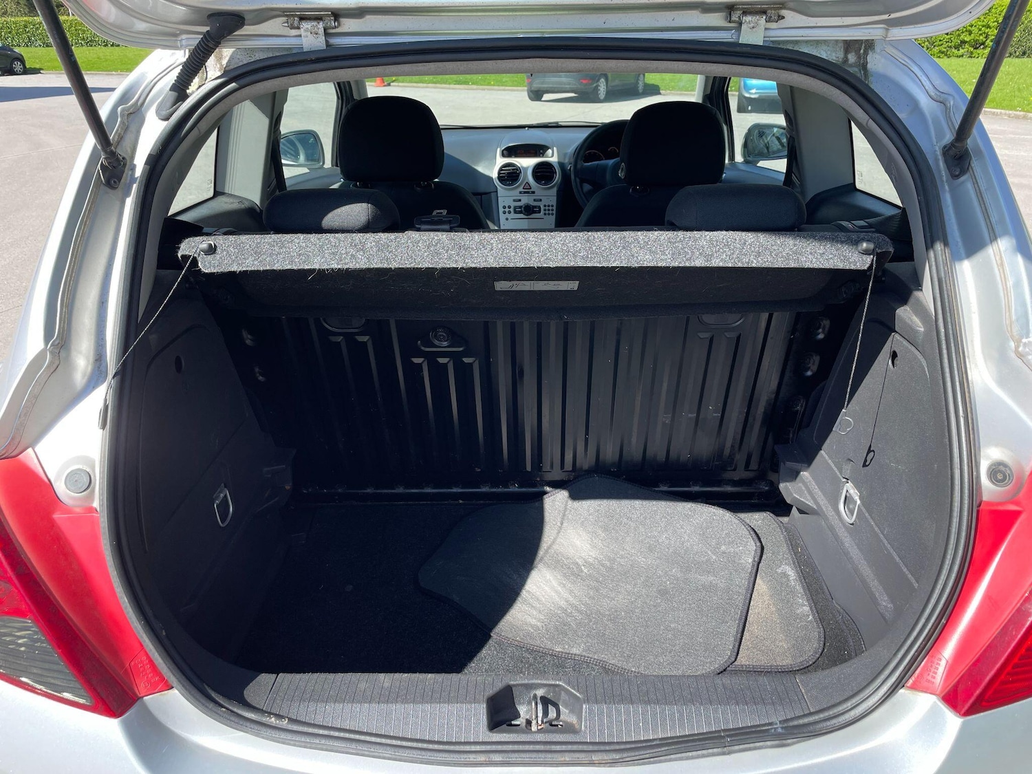 Used Vauxhall Corsa 2009 for sale - 78157345: Photo 35