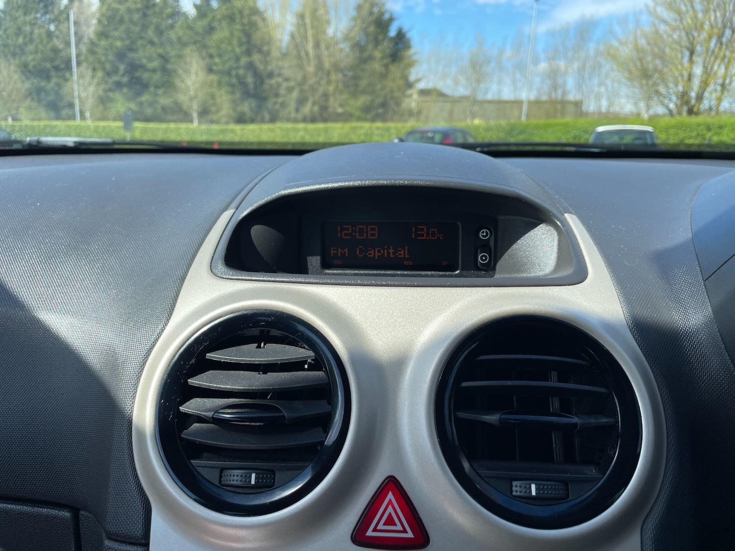 Used Vauxhall Corsa 2009 for sale - 78157345: Photo 43