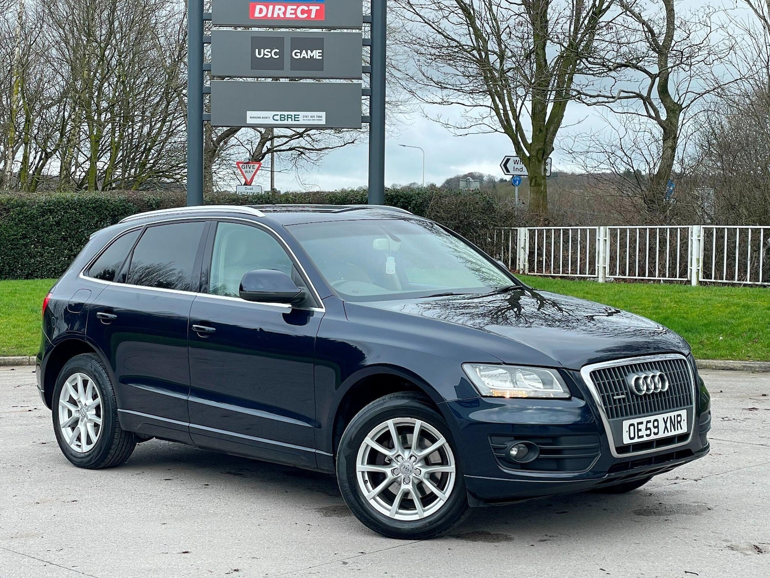 Used Audi Q5 2010 for sale - 77559824: Photo 2