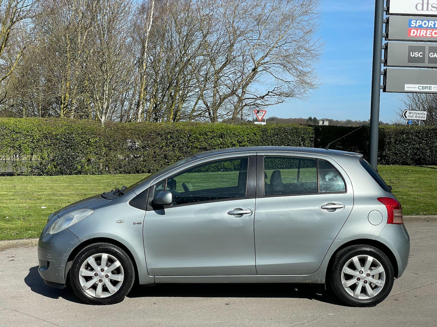 Used Toyota Yaris for sale - 78006902: Photo 4