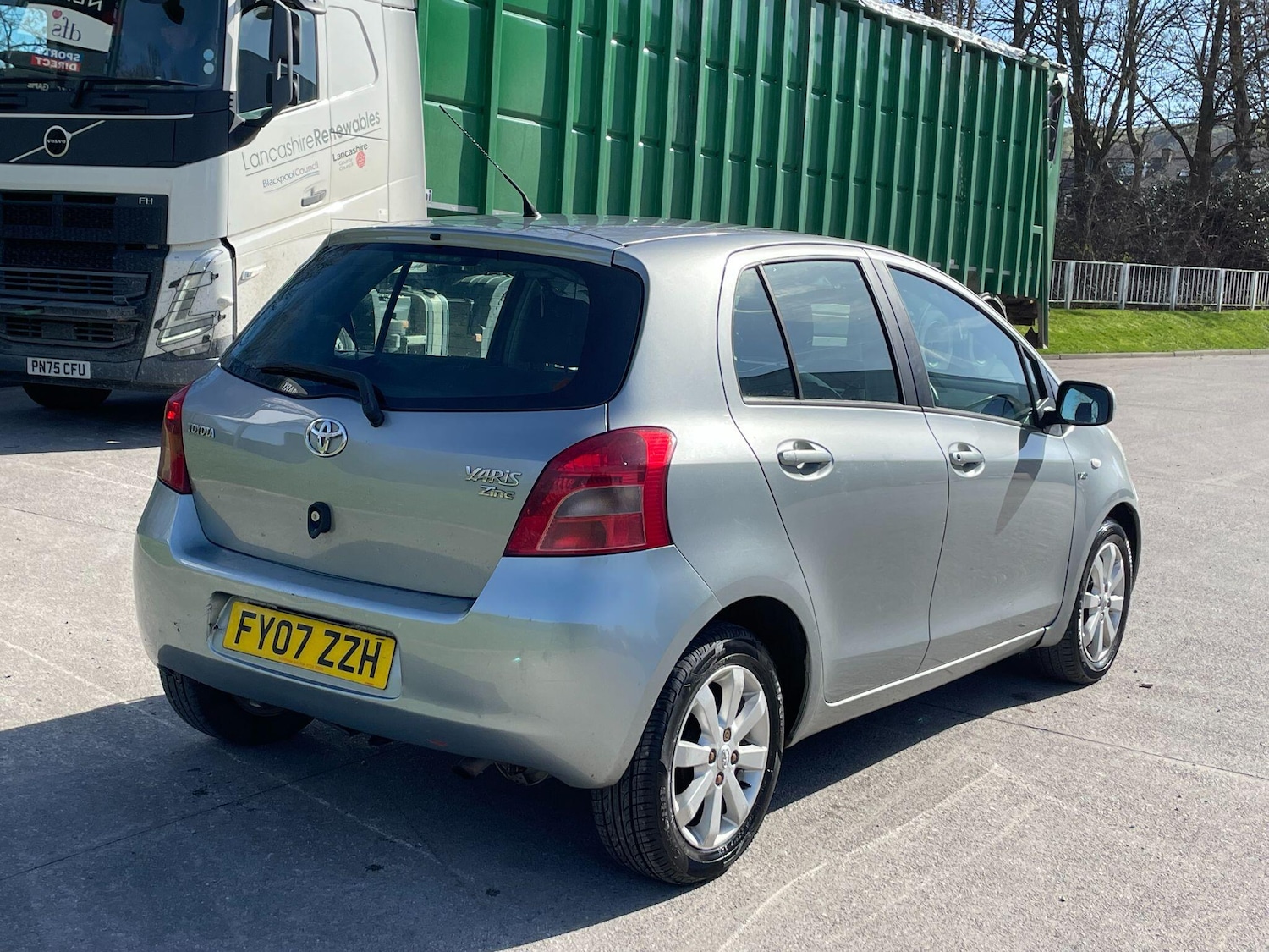 Used Toyota Yaris for sale - 78006902: Photo 7