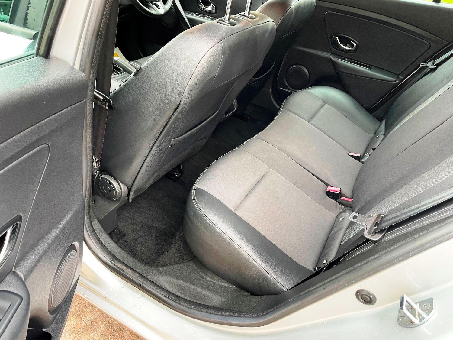 Used Renault Megane 2015 for sale - 77237592: Photo 33