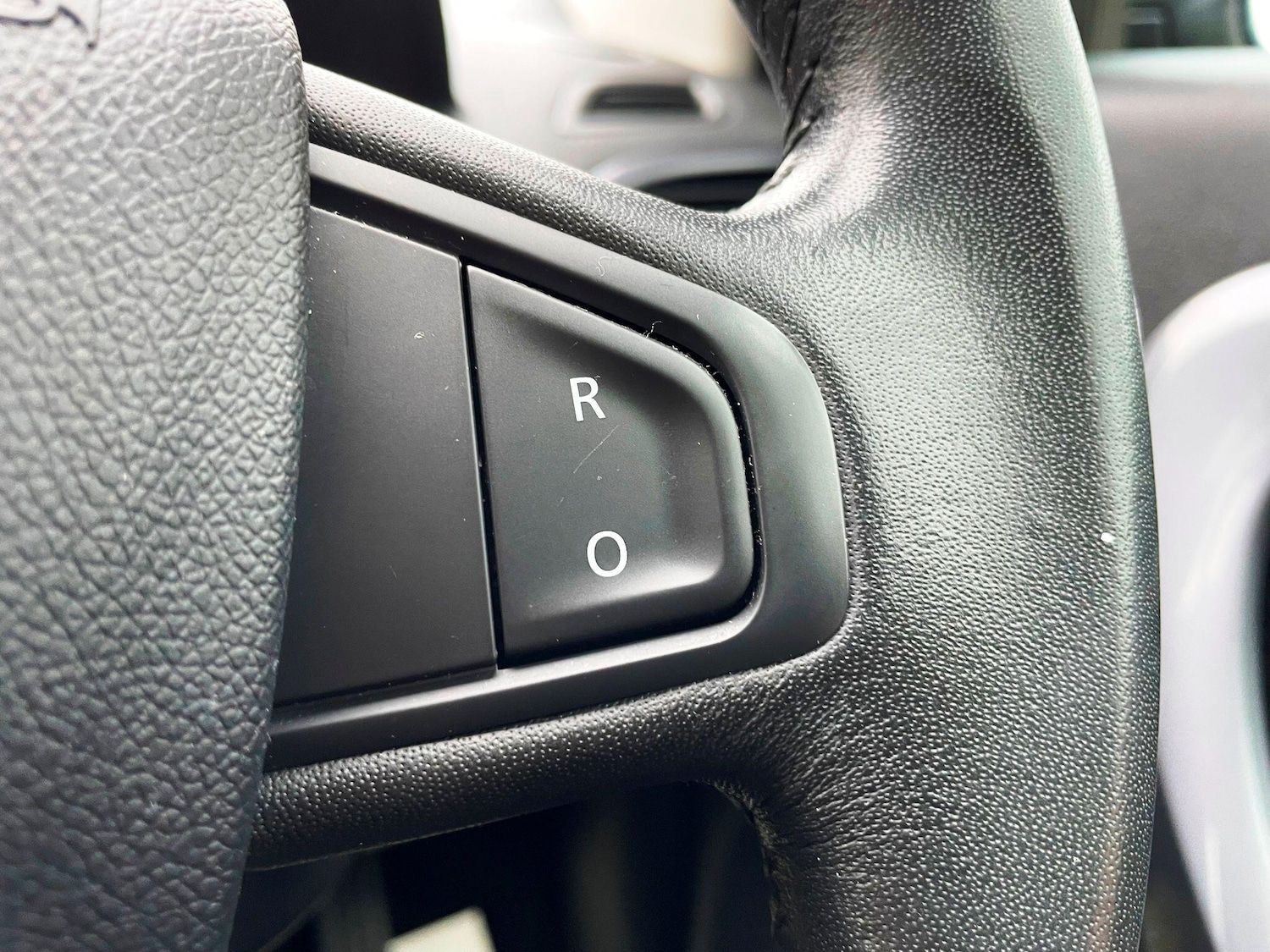 Used Renault Megane 2015 for sale - 77237592: Photo 38