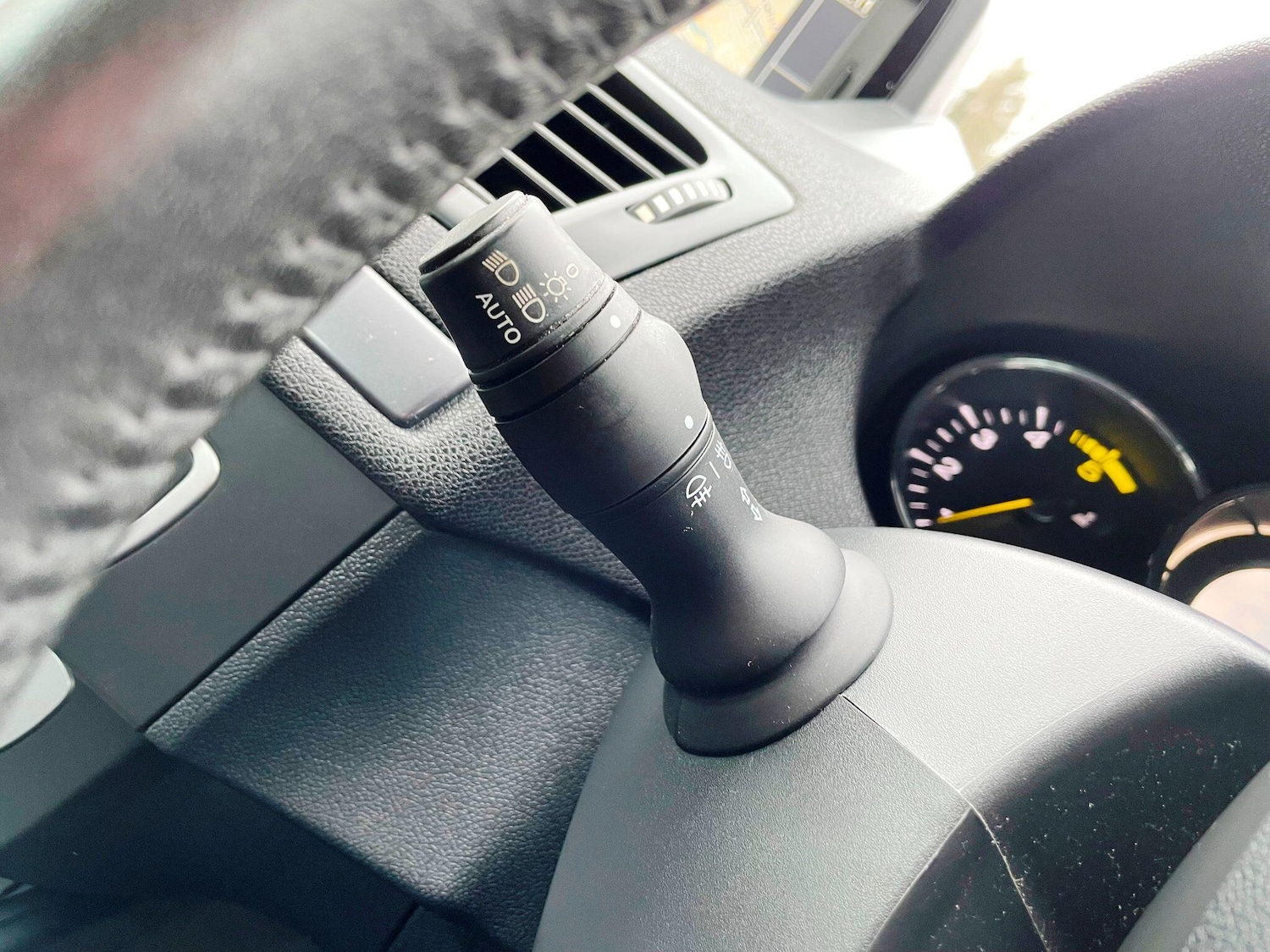 Used Renault Megane 2015 for sale - 77237592: Photo 39