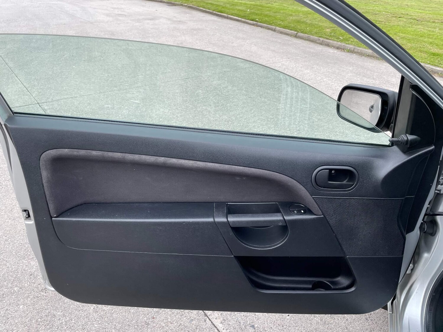 Used Ford Fiesta 2007 for sale - 77468959: Photo 25