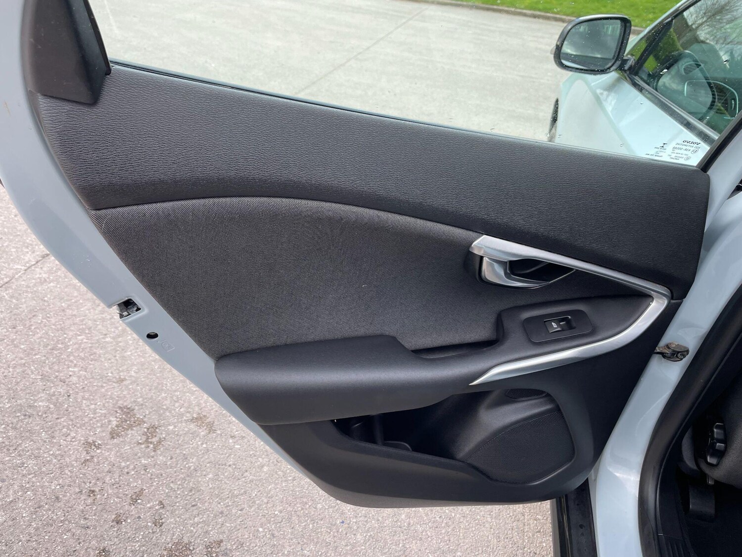 Used Volvo V40 Cross Country for sale - 77853375: Photo 29