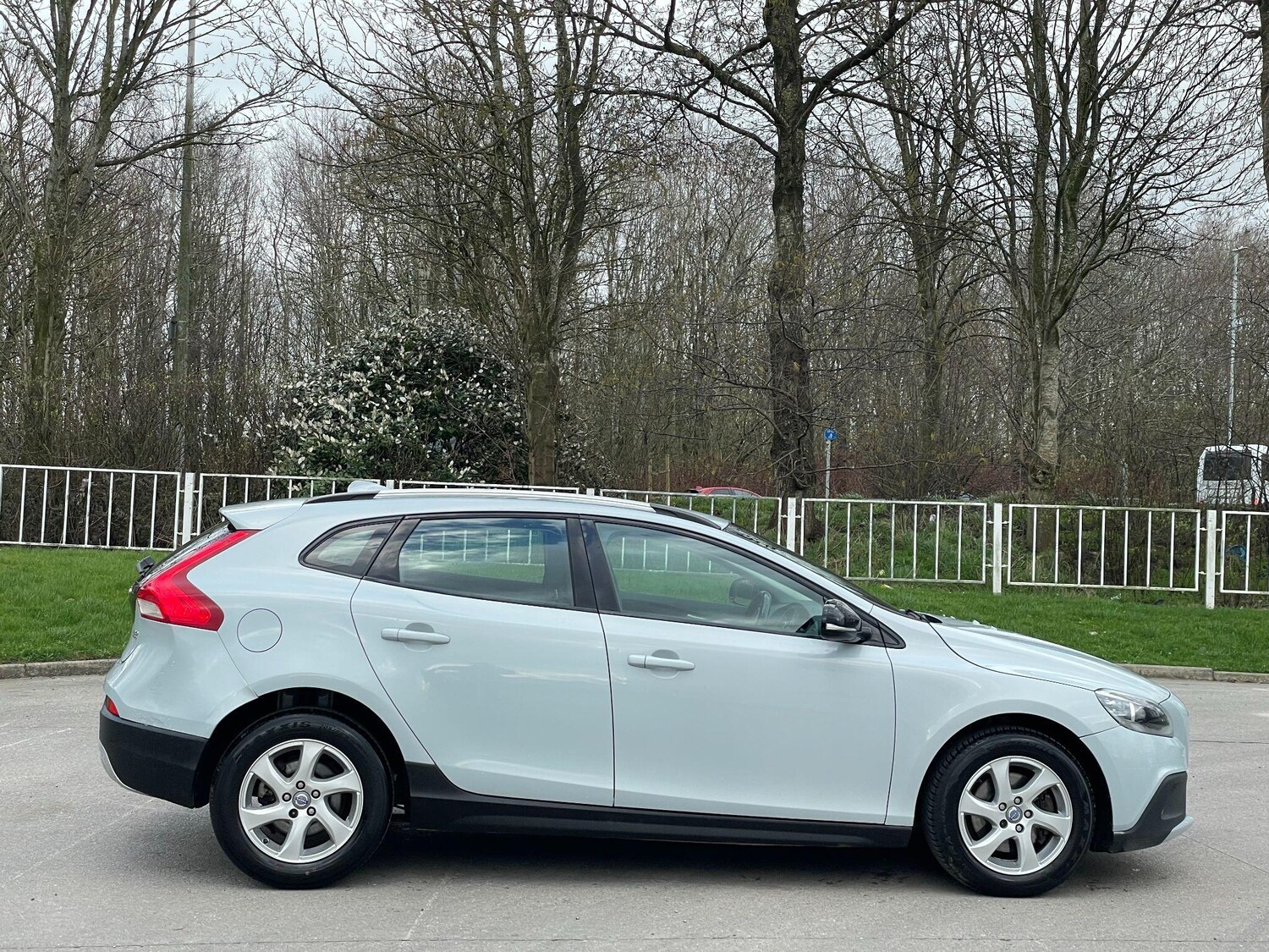 Used Volvo V40 Cross Country for sale - 77853375: Photo 8