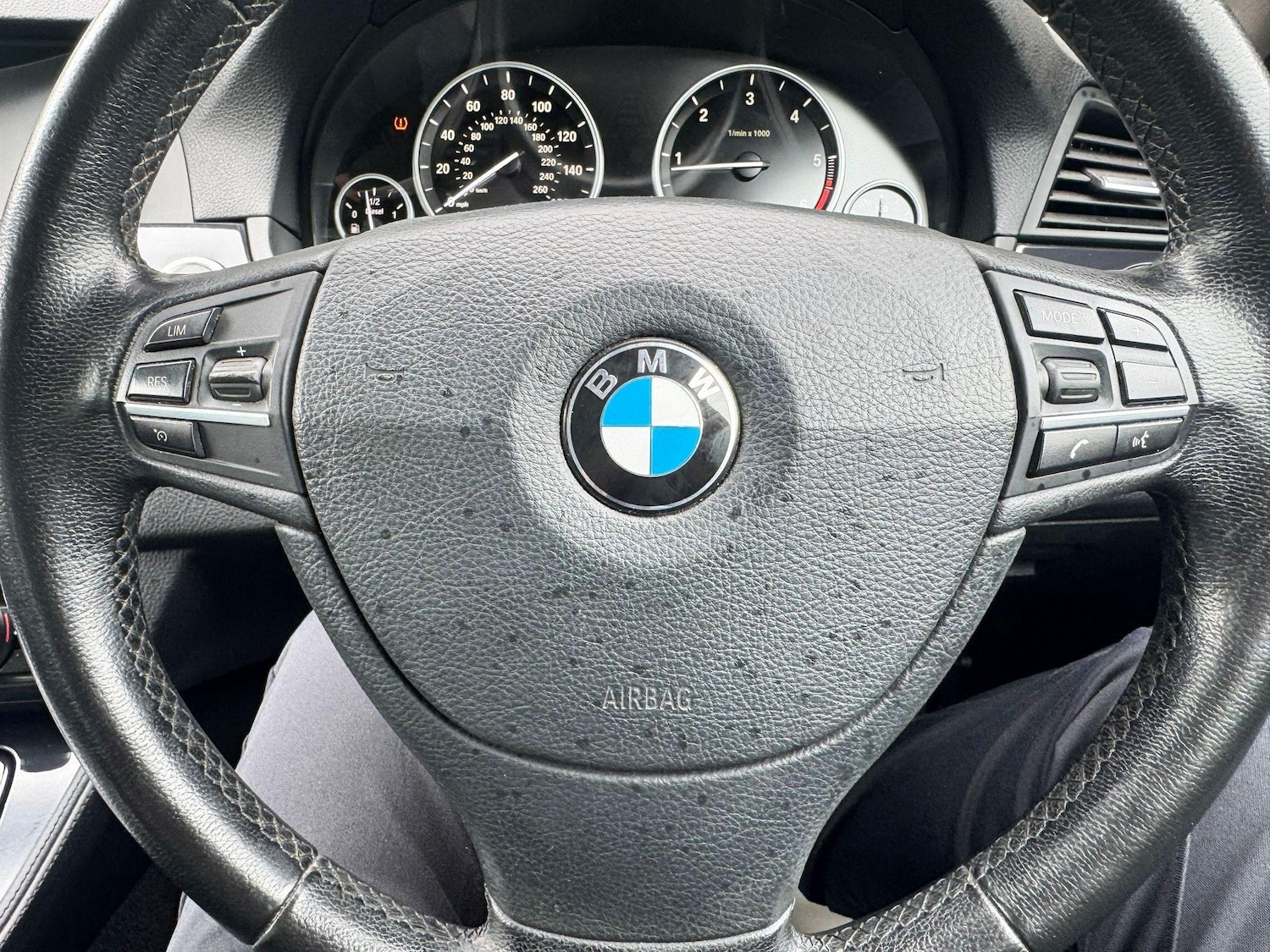 Used BMW 5 Series 2014 for sale - 77174823: Photo 43