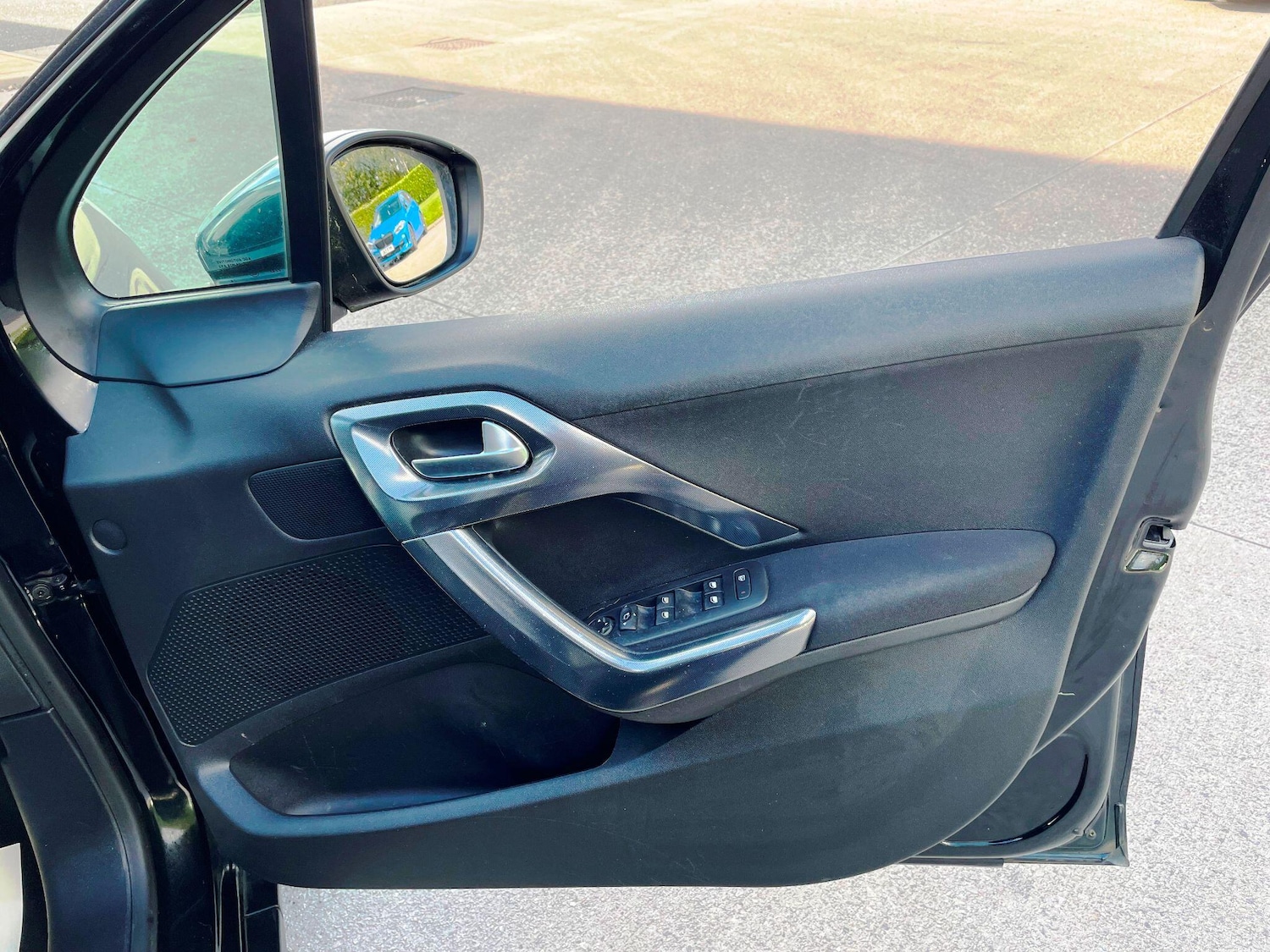 Used Peugeot 2008 2014 for sale - 77174719: Photo 22