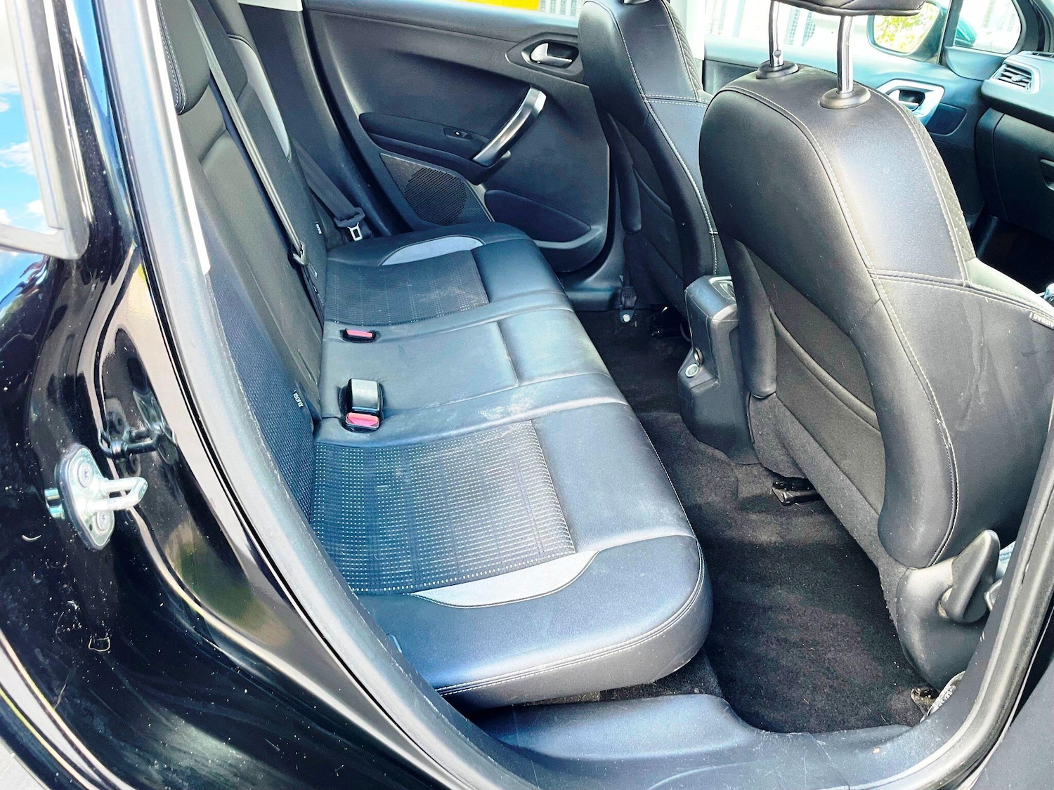 Used Peugeot 2008 2014 for sale - 77174719: Photo 31