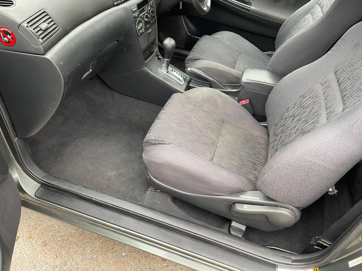 Used Toyota Corolla 2003 for sale - 77174697: Photo 31