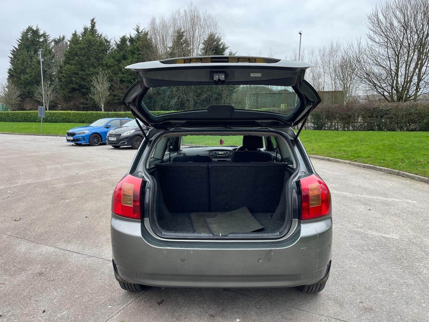 Used Toyota Corolla 2003 for sale - 77174697: Photo 42