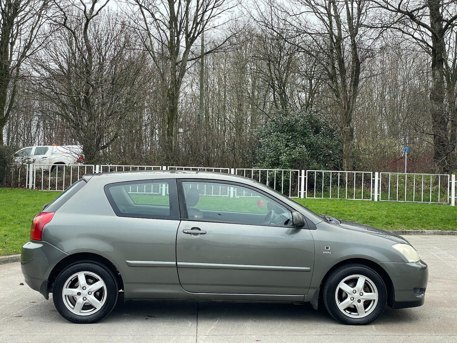 Used Toyota Corolla 2003 for sale - 77174697: Photo 9