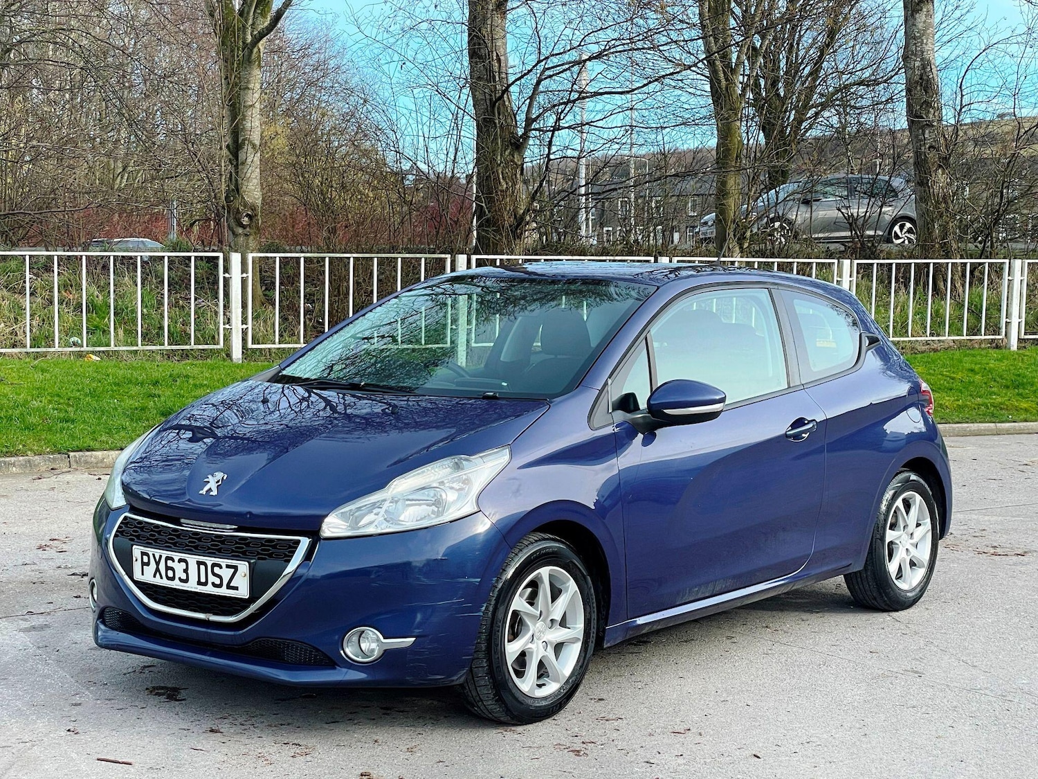 Used Peugeot 208 2013 for sale - 77559114: Photo 4