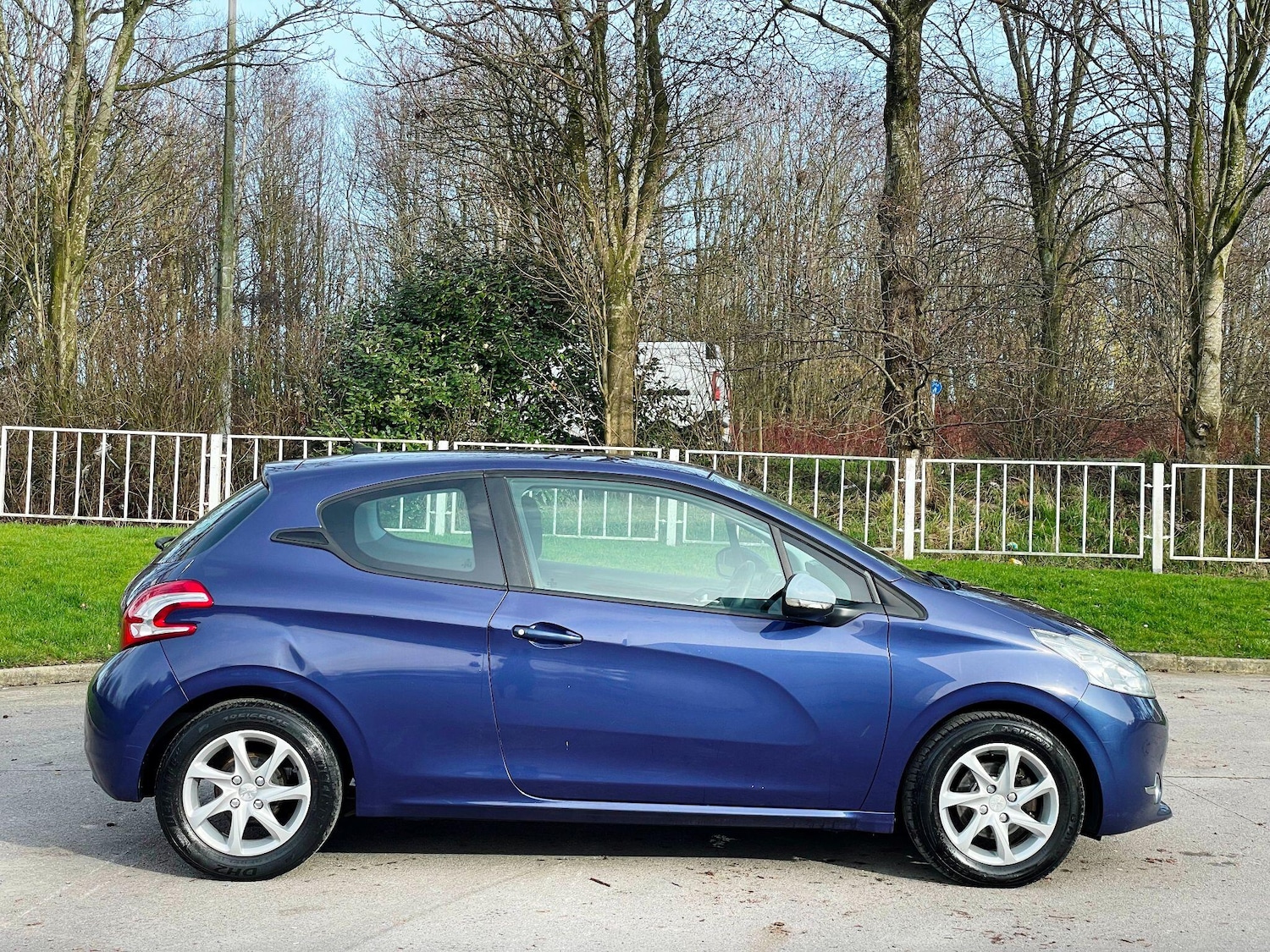 Used Peugeot 208 2013 for sale - 77559114: Photo 9