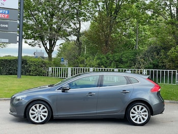 Used Volvo V40 2013 for sale - 78429931: Photo