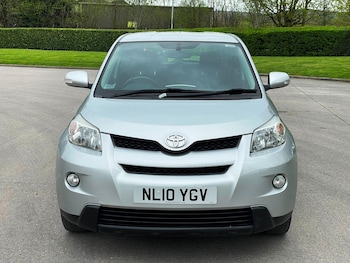 Used Toyota Urban Cruiser 2010 for sale - 78292170: Photo
