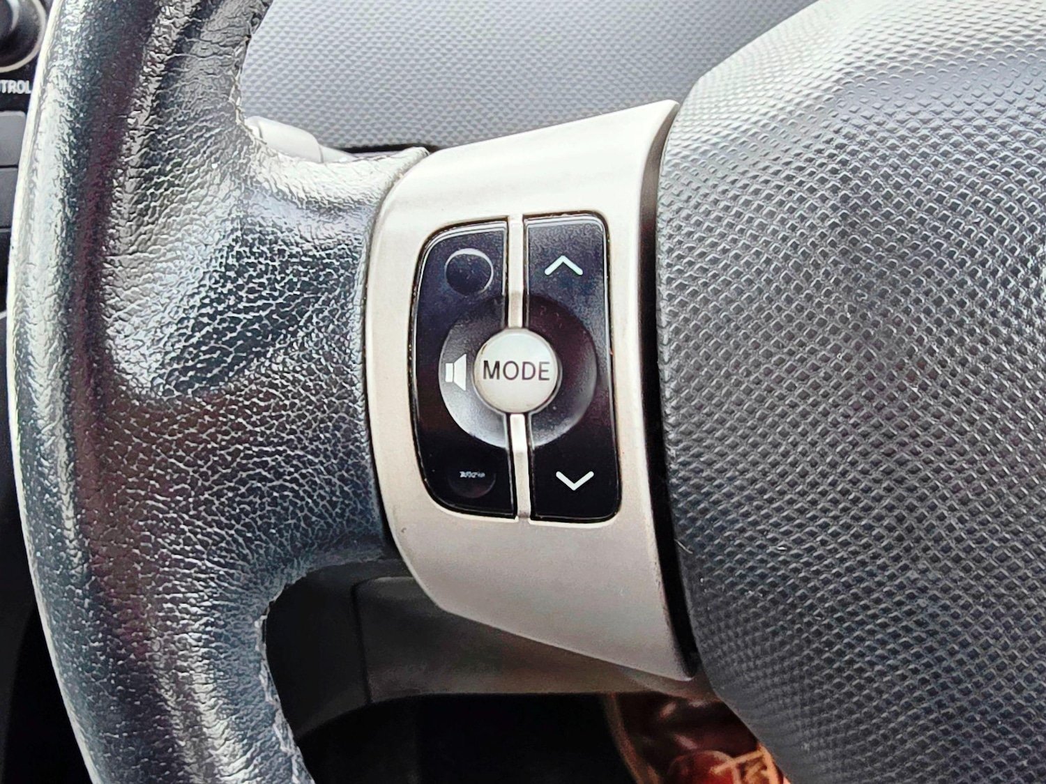 Used Toyota Yaris 2008 for sale - 77174834: Photo 28