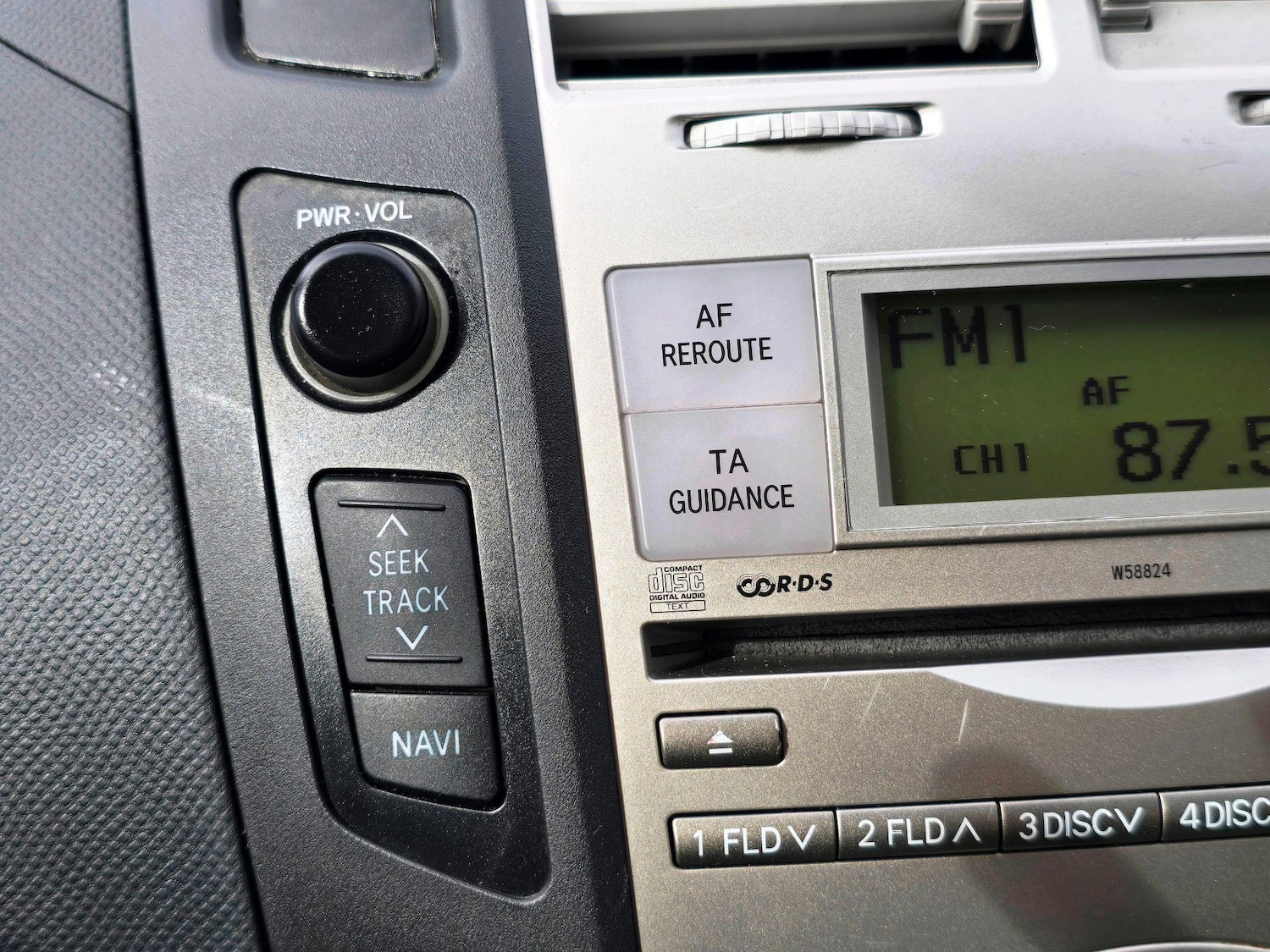 Used Toyota Yaris 2008 for sale - 77174834: Photo 42