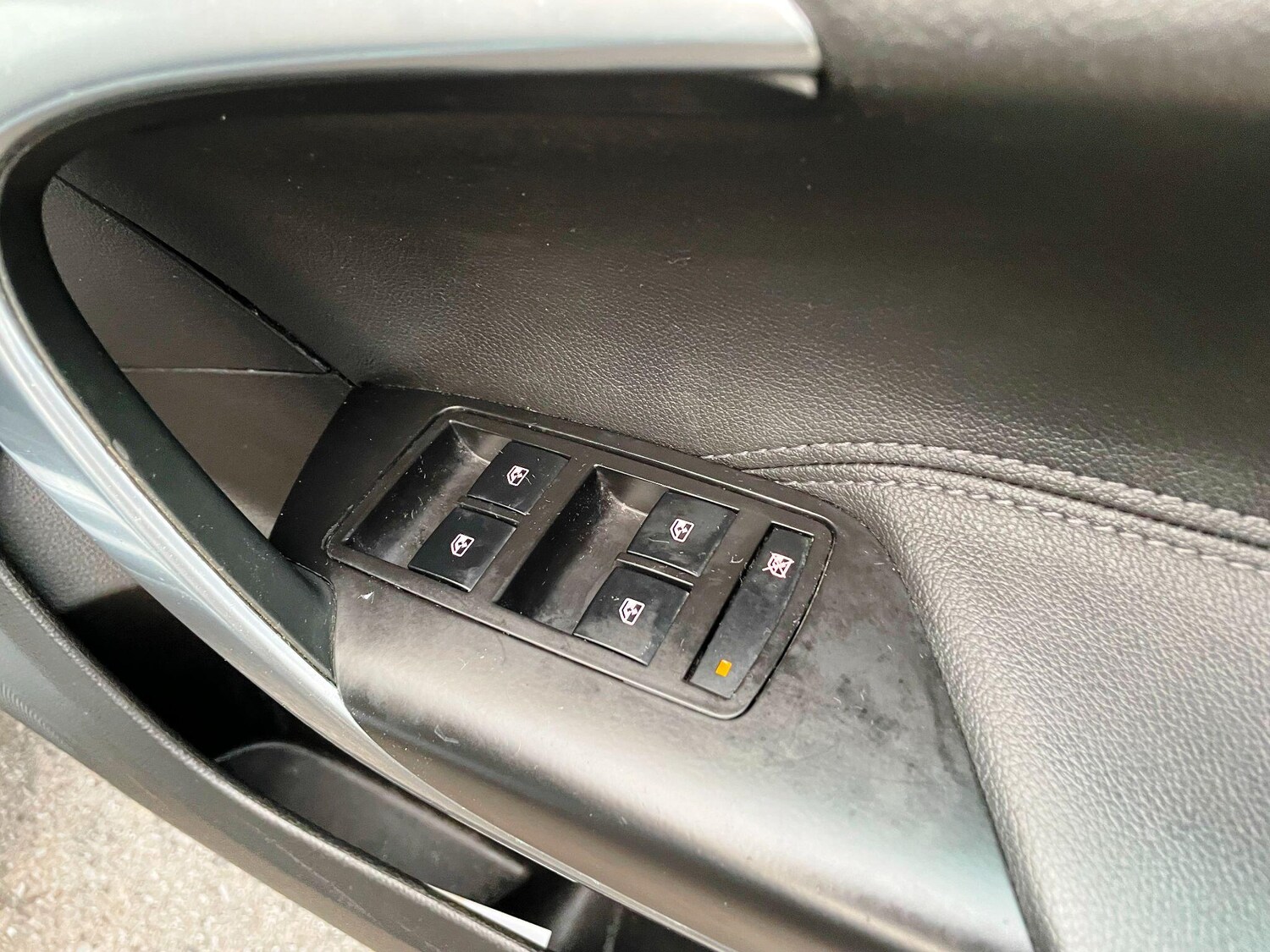 Used Vauxhall Insignia 2011 for sale - 77174769: Photo 20