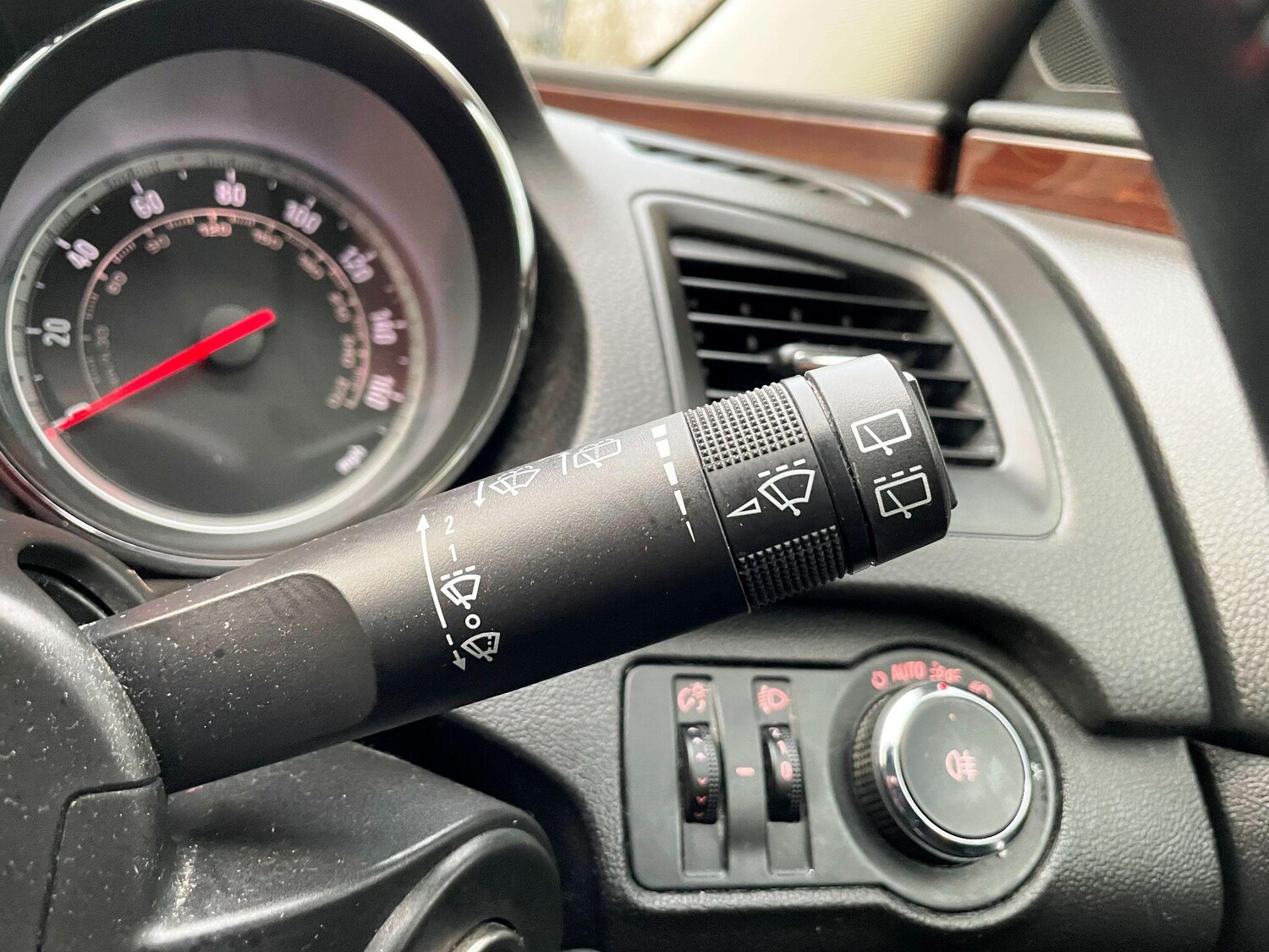 Used Vauxhall Insignia 2011 for sale - 77174769: Photo 37