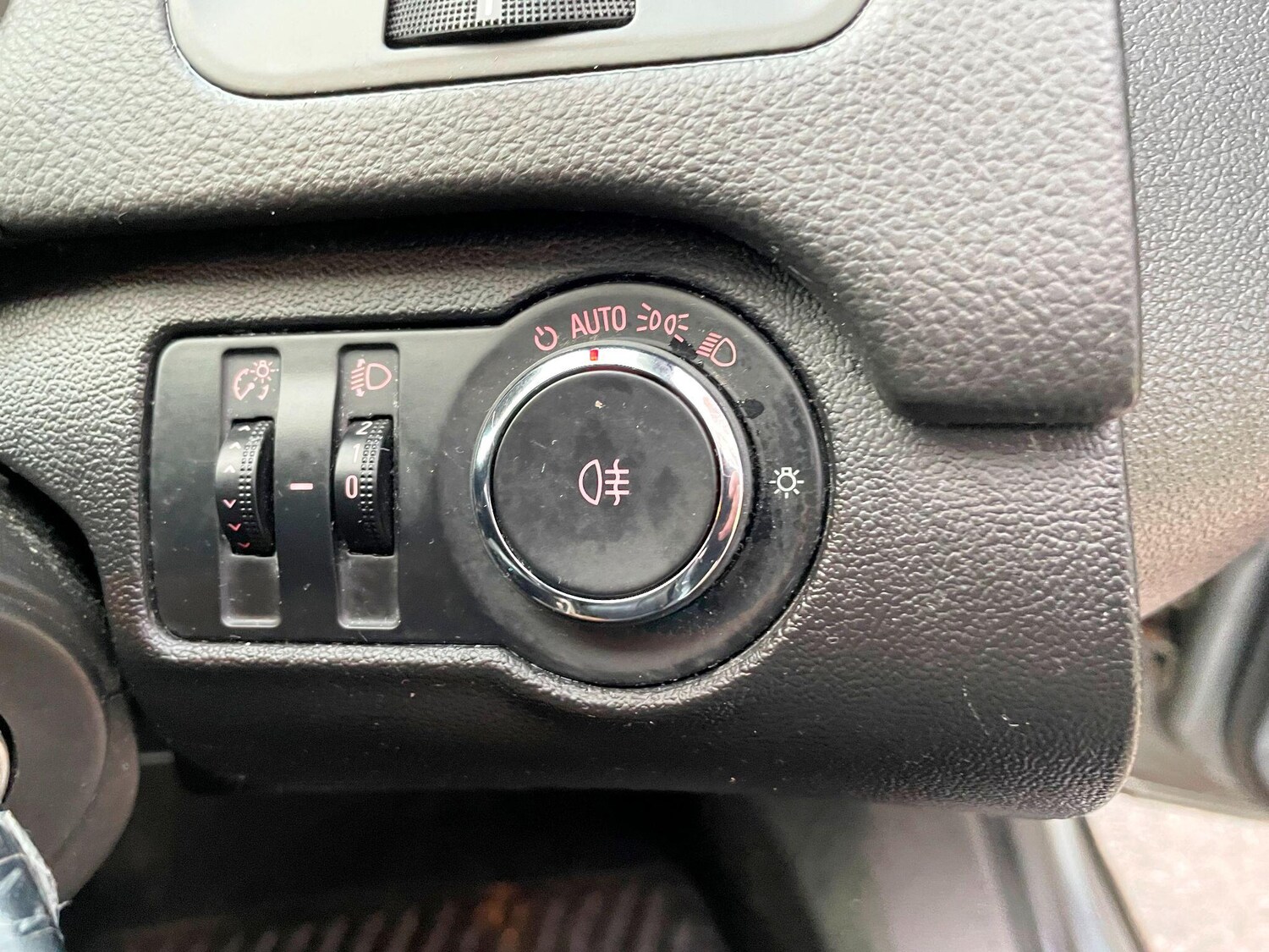 Used Vauxhall Insignia 2011 for sale - 77174769: Photo 44