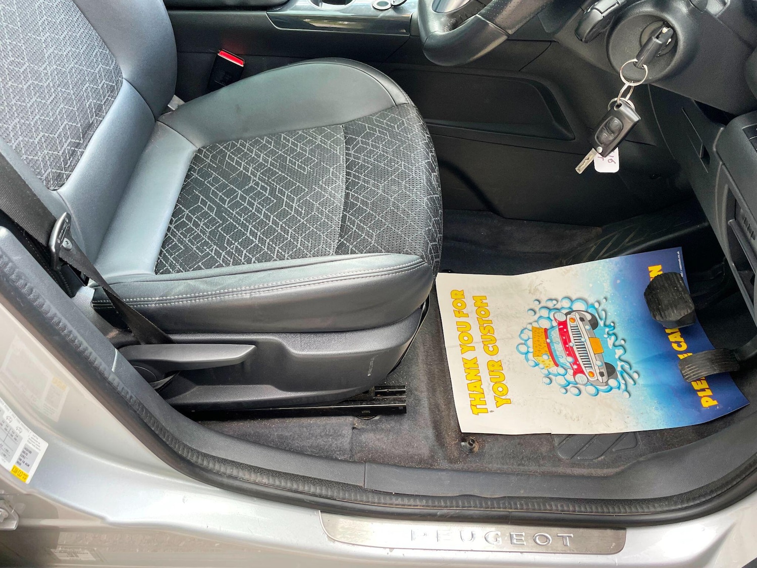 Used Peugeot 3008 2016 for sale - 77174732: Photo 24