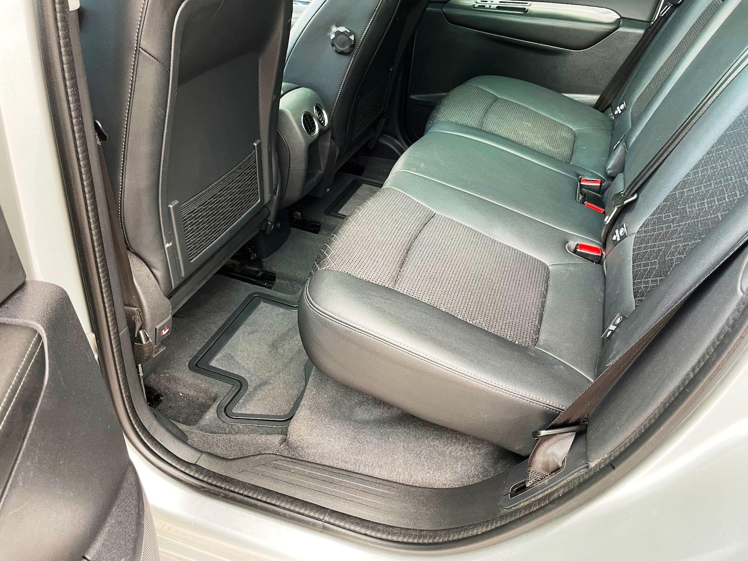 Used Peugeot 3008 2016 for sale - 77174732: Photo 34