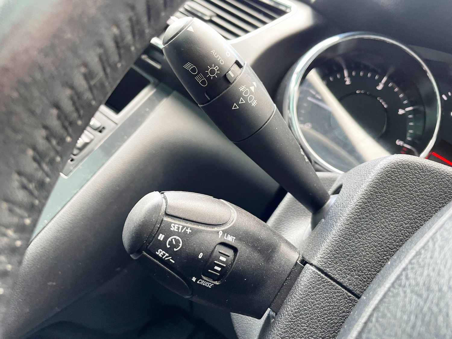 Used Peugeot 3008 2016 for sale - 77174732: Photo 40