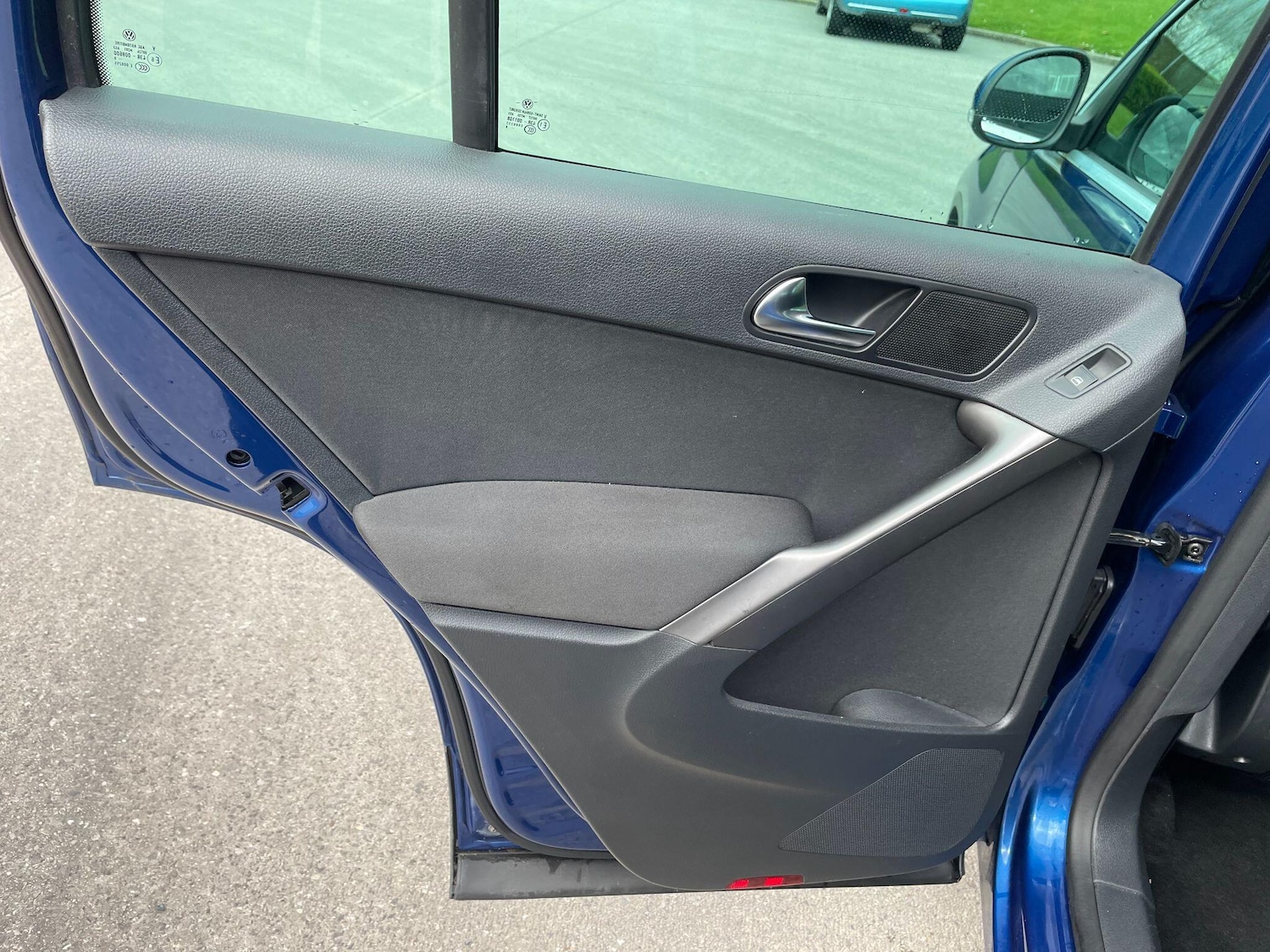 Used Volkswagen Tiguan 2009 for sale - 78141449: Photo 27