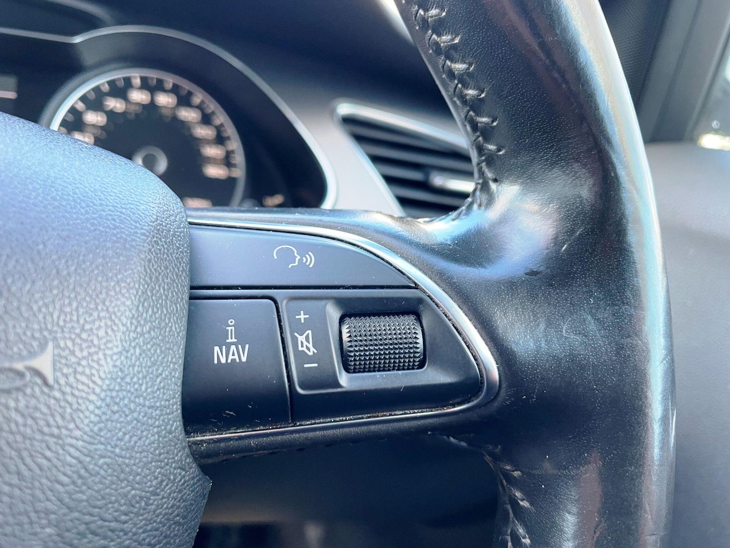 Used Audi A4 2012 for sale - 77238624: Photo 28