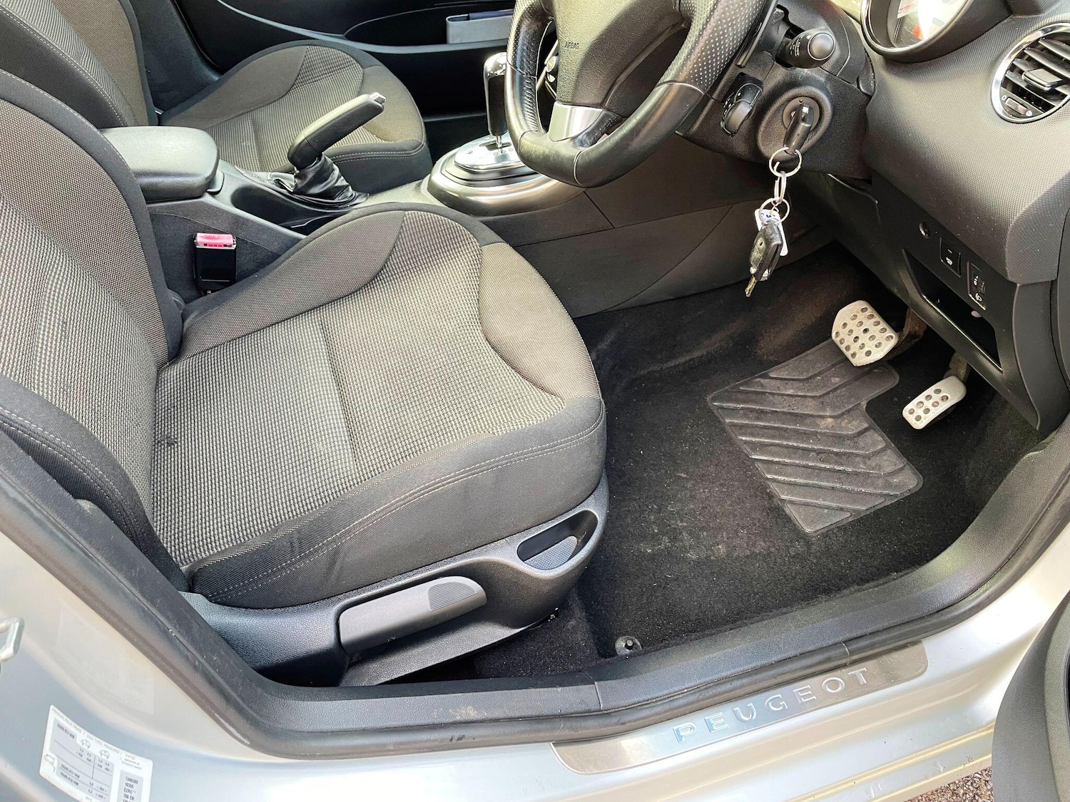 Used Peugeot 308 2013 for sale - 77174751: Photo 23