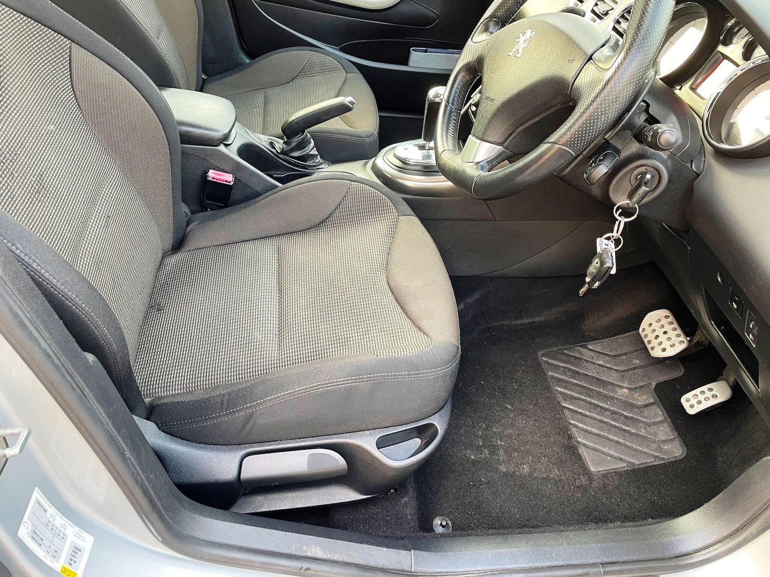 Used Peugeot 308 2013 for sale - 77174751: Photo 24