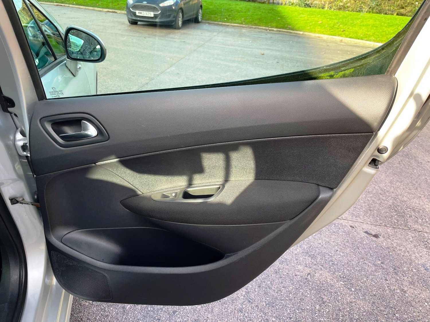 Used Peugeot 308 2013 for sale - 77174751: Photo 28