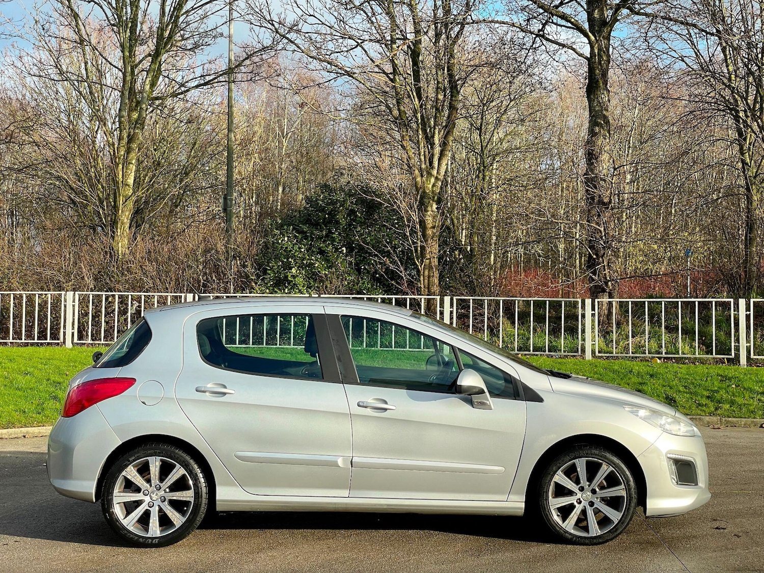 Used Peugeot 308 2013 for sale - 77174751: Photo 9