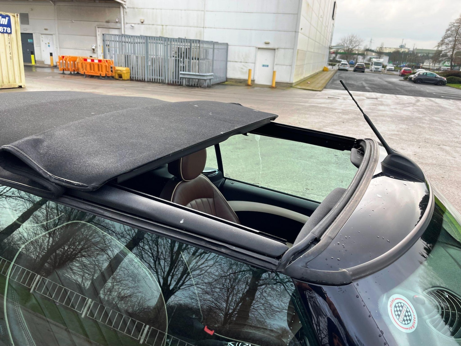 Used MINI Convertible 2011 for sale - 77411474: Photo 15