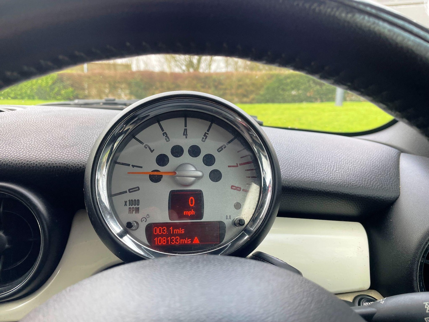 Used MINI Convertible 2011 for sale - 77411474: Photo 39