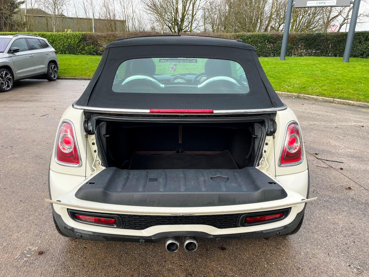 Used MINI Convertible 2011 for sale - 77411474: Photo 48