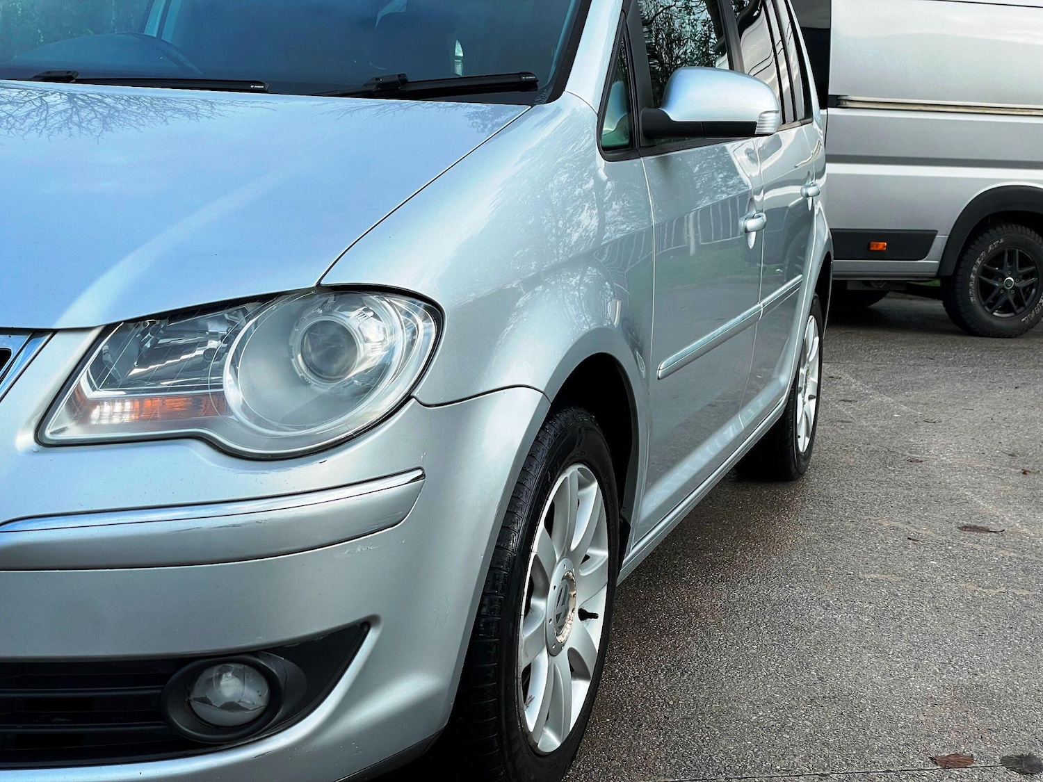 Used Volkswagen Touran 2009 for sale - 77174789: Photo 11