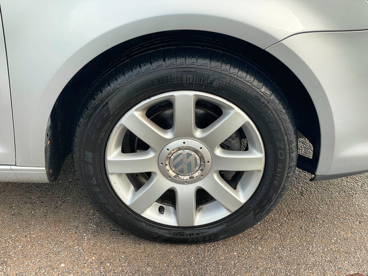 Used Volkswagen Touran 2009 for sale - 77174789: Photo 33