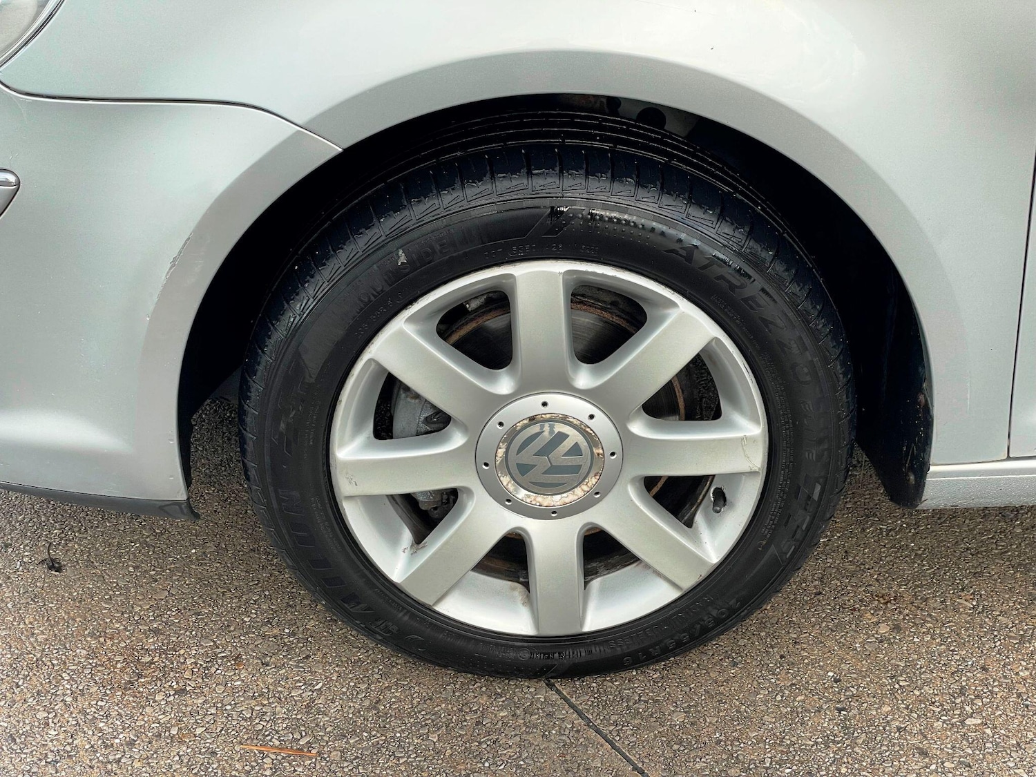 Used Volkswagen Touran 2009 for sale - 77174789: Photo 35