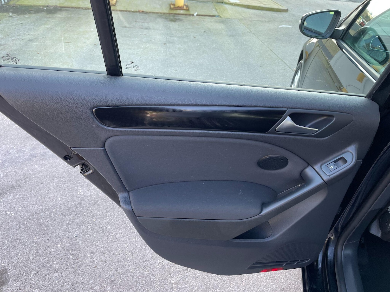 Used Volkswagen Golf for sale - 78007822: Photo 28