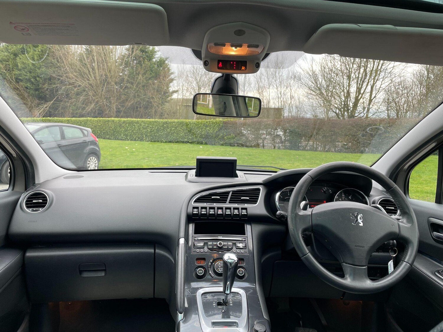 Used Peugeot 3008 2010 for sale - 77633131: Photo 13