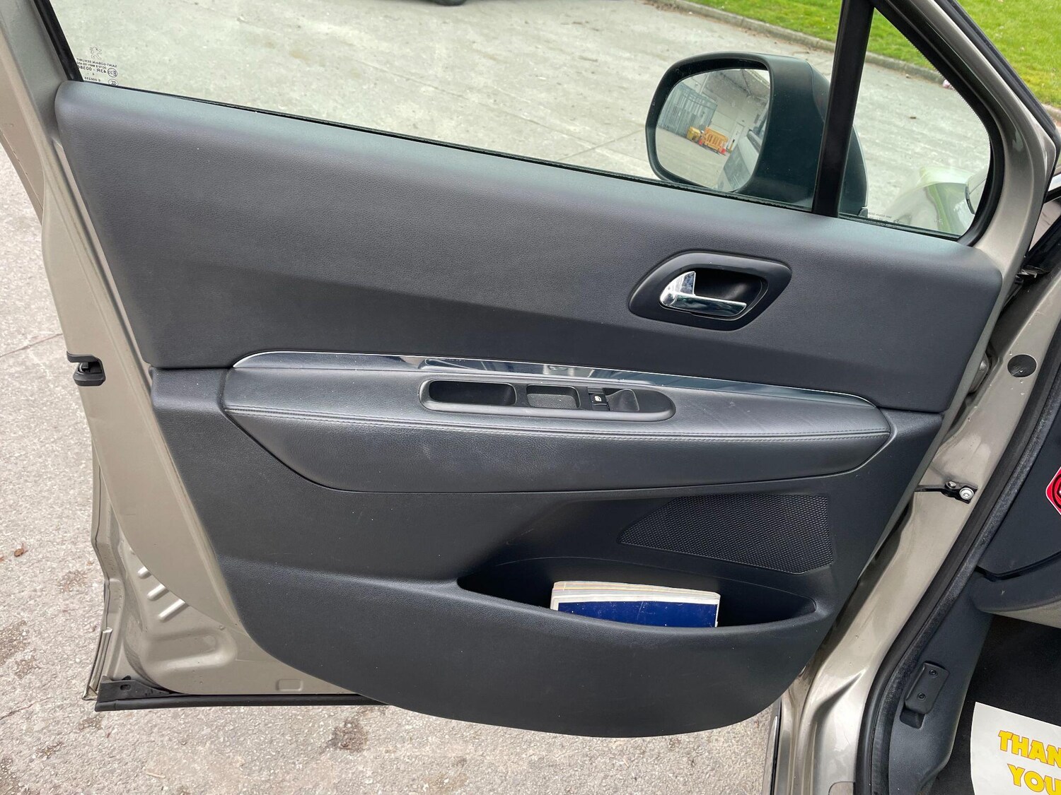 Used Peugeot 3008 2010 for sale - 77633131: Photo 28