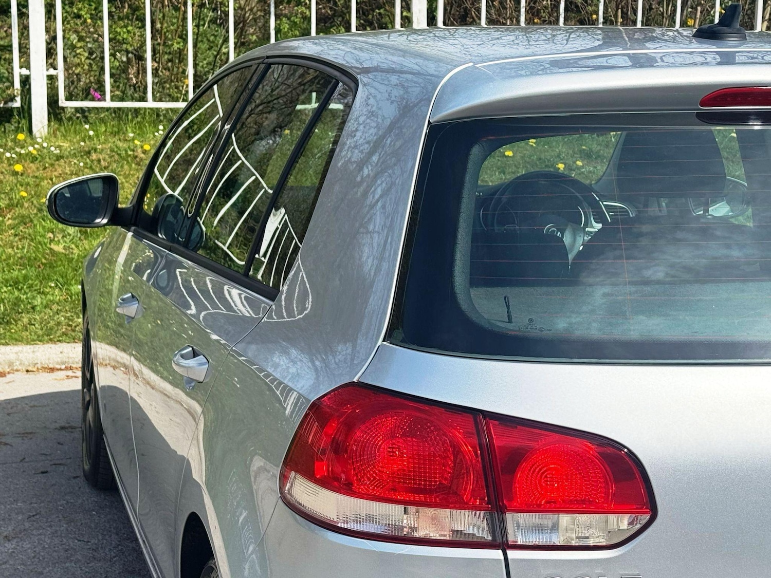 Used Volkswagen Golf 2010 for sale - 77253858: Photo 14