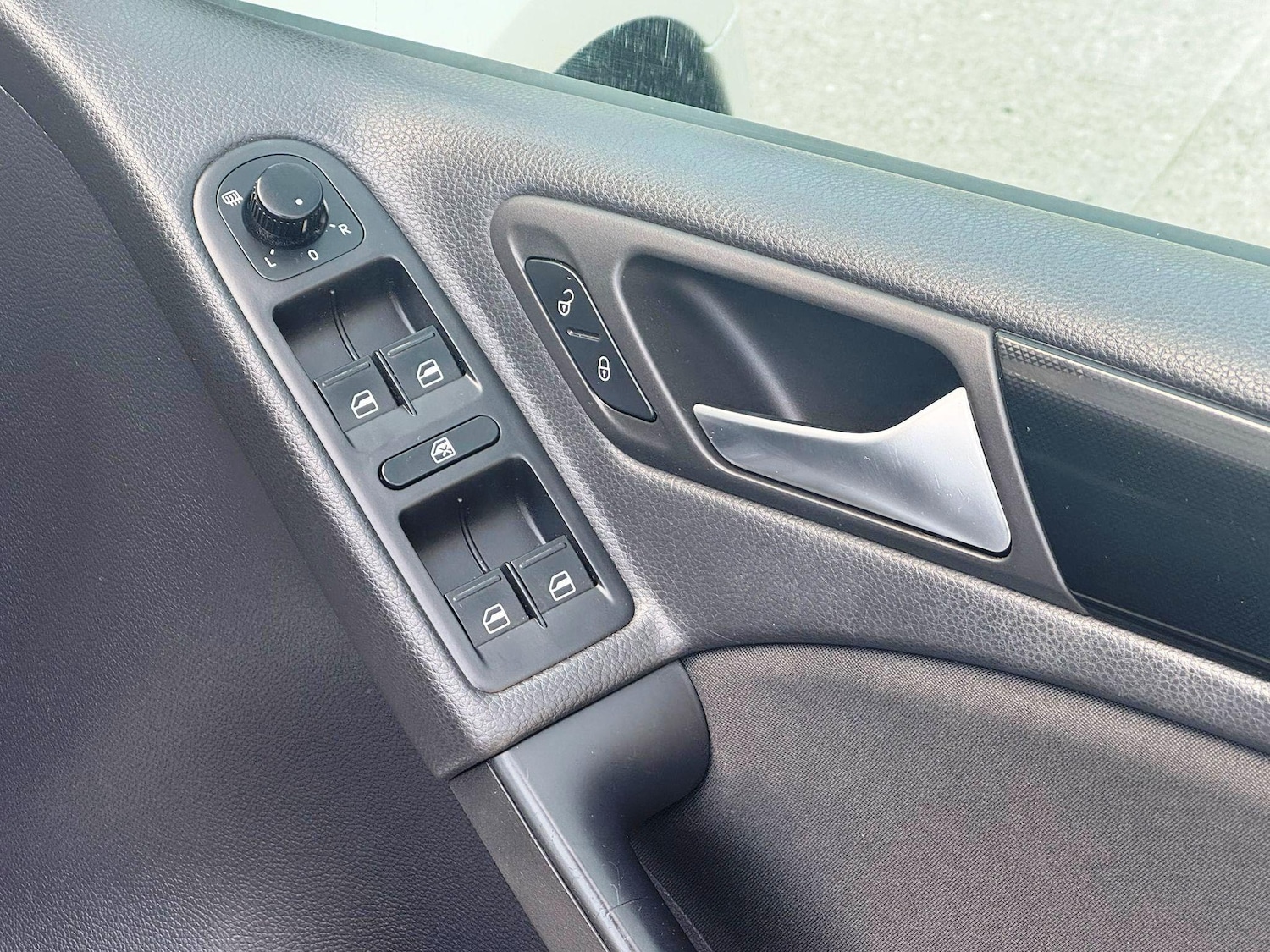 Used Volkswagen Golf 2010 for sale - 77253858: Photo 22