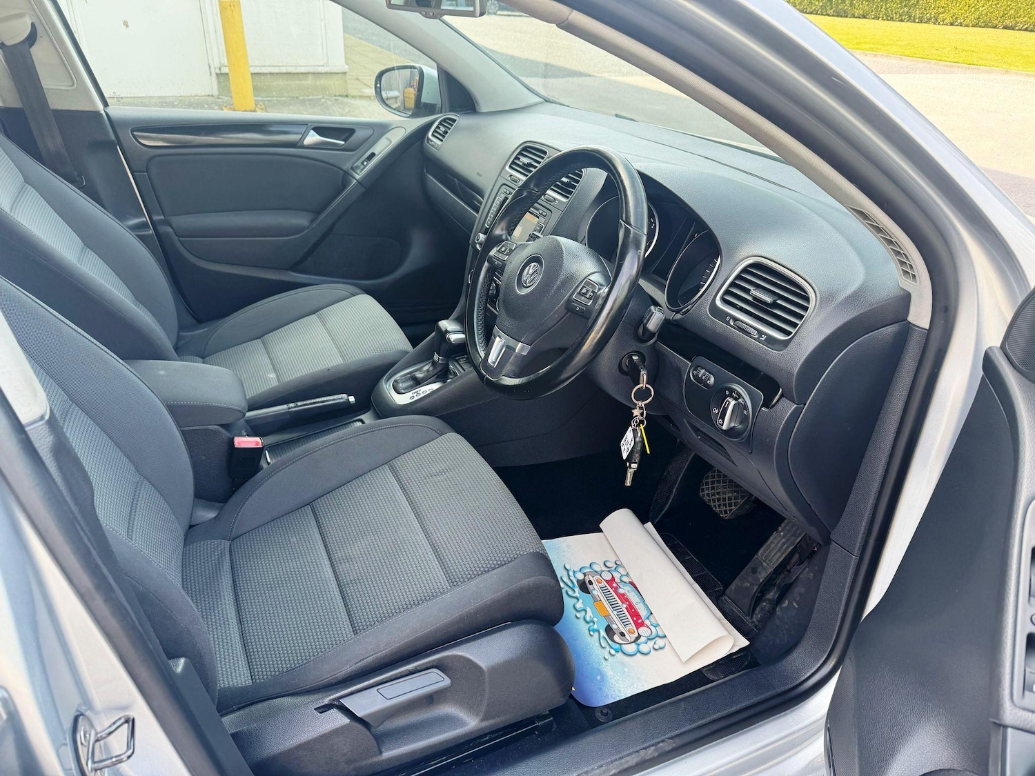 Used Volkswagen Golf 2010 for sale - 77253858: Photo 24