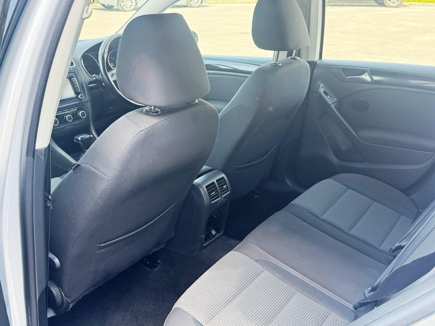 Used Volkswagen Golf 2010 for sale - 77253858: Photo 31